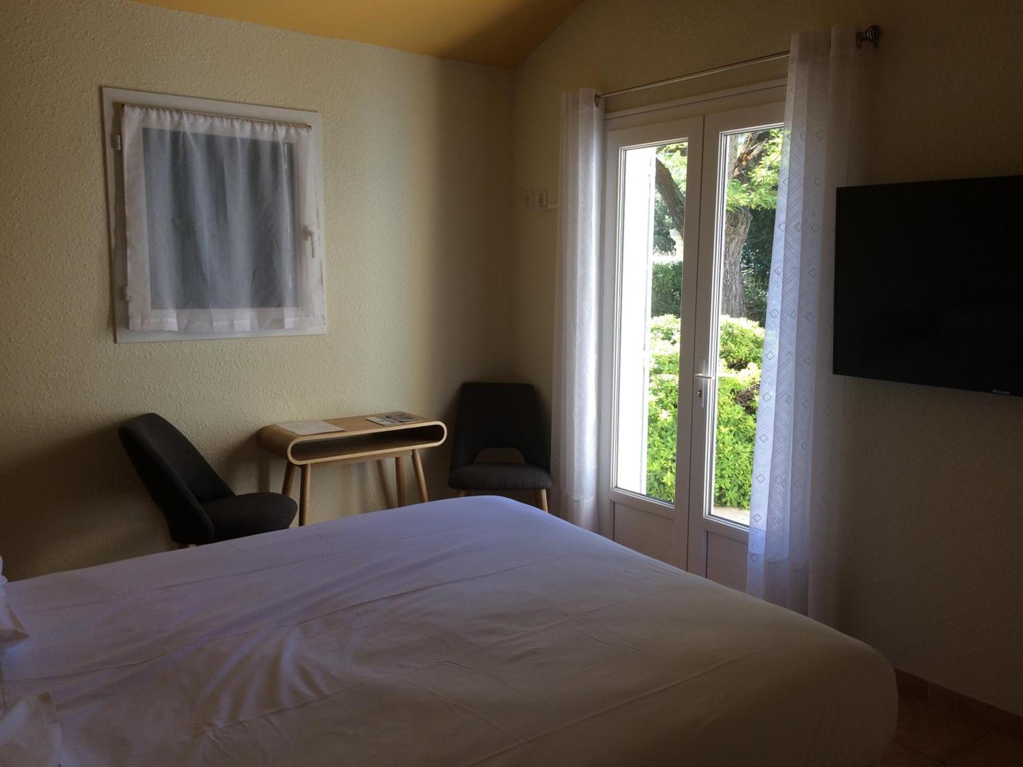 Castel Mireio Gites Cairanne Εξωτερικό φωτογραφία